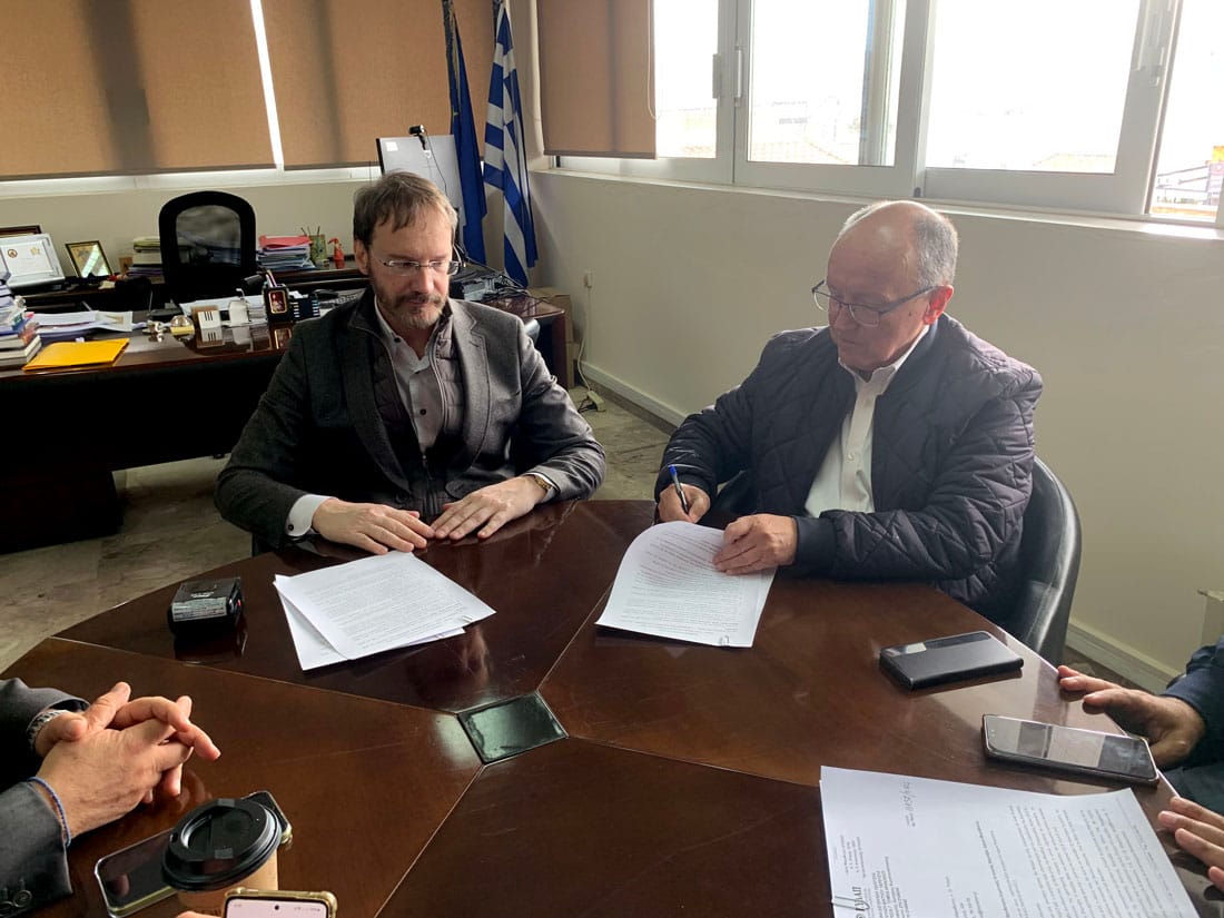 Υπογράφηκε η σύμβαση για την Βιοκλιματική ανάπλαση της Νέας Μάκρης