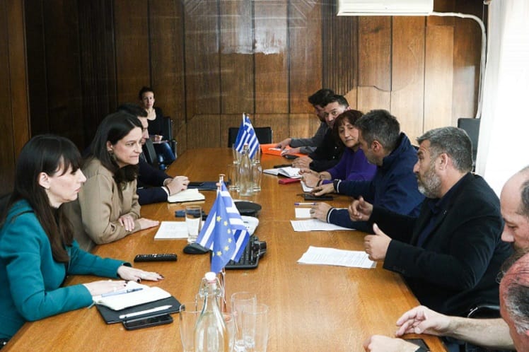 Συνάντηση ΠΟΕ-ΟΤΑ με την Υπουργό  Νίκη Κεραμέως