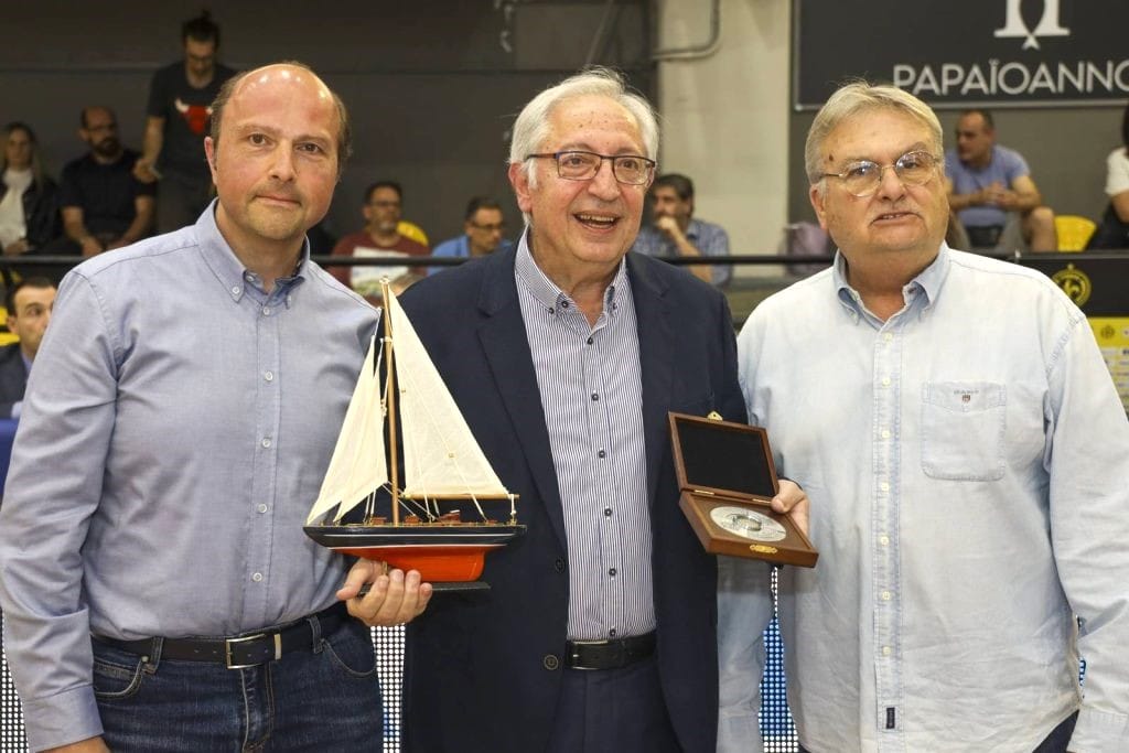 Ακόμη μία τιμητική βράβευση για τον Δήμαρχο Αμαρουσίου Θεόδωρο Αμπατζόγλου