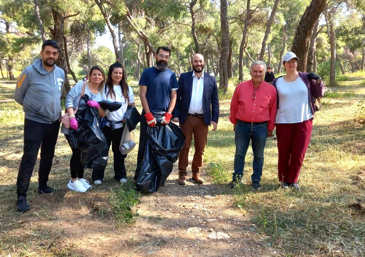 Με μεγάλη επιτυχία ολοκληρώθηκε  η δράση καθαρισμού των δασών του Δήμου Λυκόβρυσης – Πεύκης