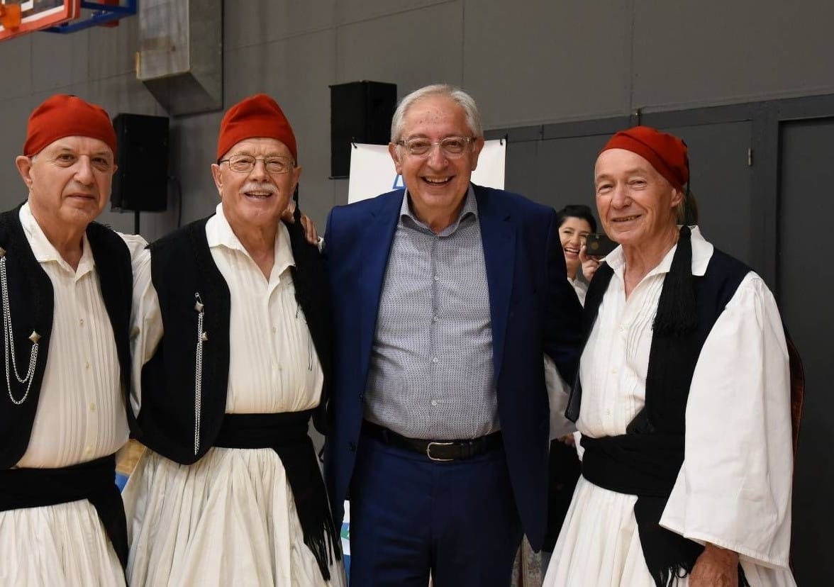 Παρουσία του Δημάρχου Αμαρουσίου Θ. Αμπατζόγλου η γιορτή Παραδοσιακών Χορών