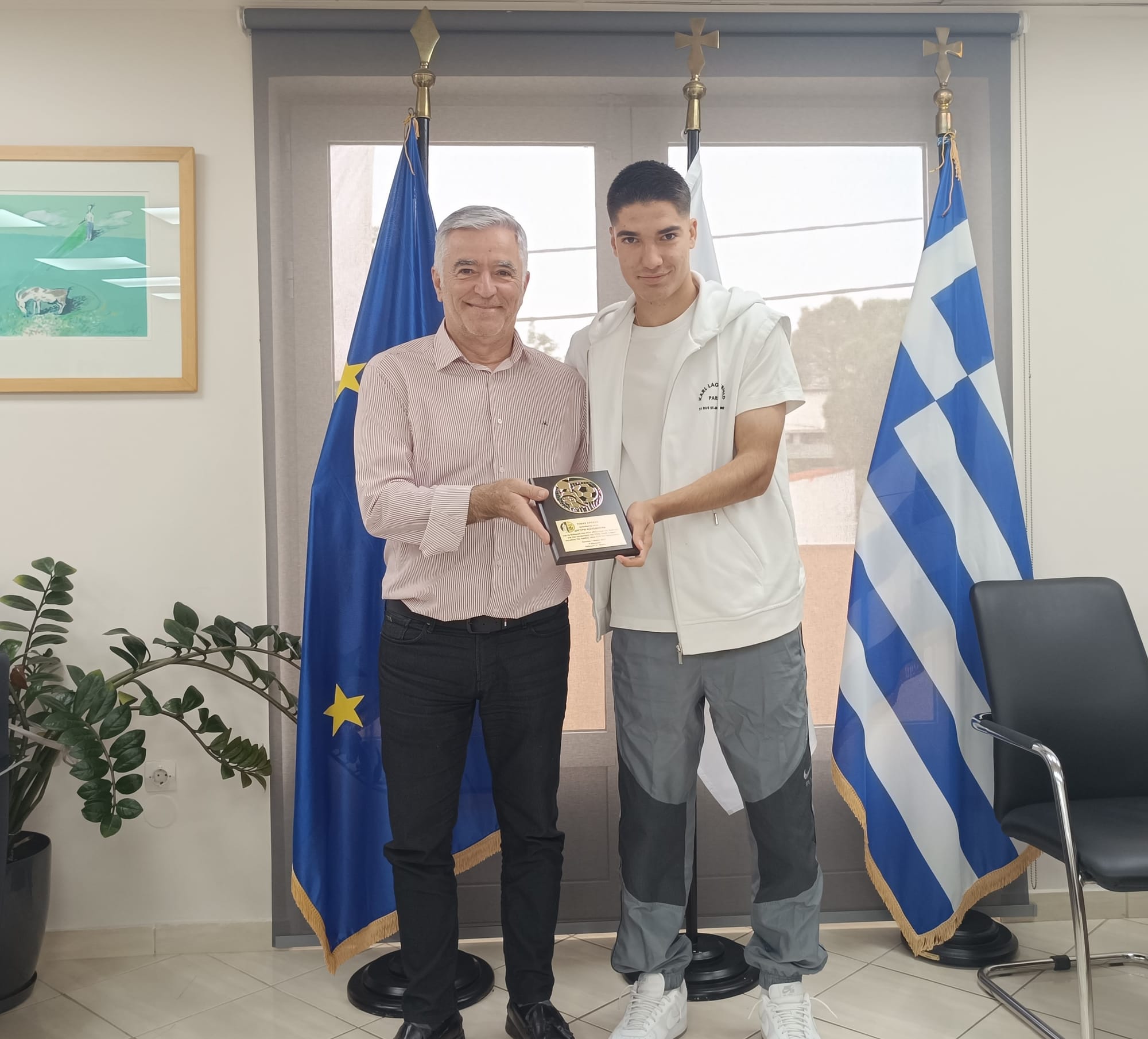 Τον Πρωταθλητή Ευρώπης Αργύρη Λιατσικούρα βράβευσε ο Ισίδωρος Μάδης