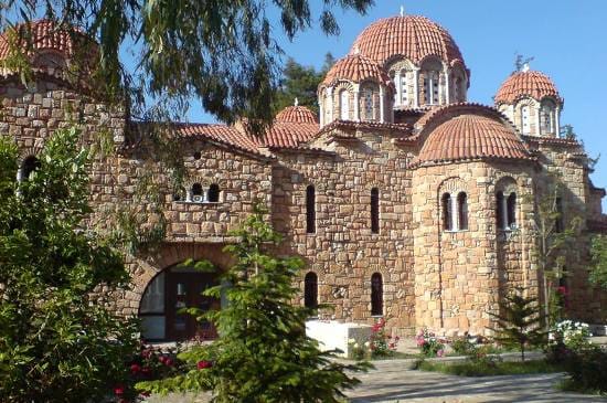 Νέα Μάκρη: Πανηγυρίζει η Ιερά Μονή Αγίου Εφραίμ – Το πρόγραμμα των εορτασμών