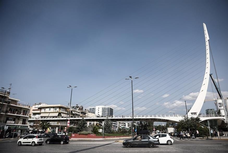 "Έξυπνες" γίνονται 36 γέφυρες της Αττικής: Αισθητήρες θα δείχνουν τη δομική "υγεία"
