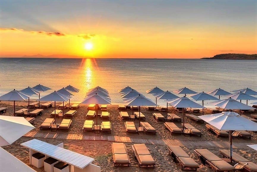 Τελευταία ευκαιρία για τους δήμους να νομιμοποιήσουν αυθαίρετα έργα και κατασκευές σε παραλίες