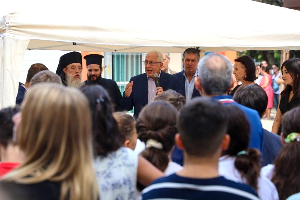 Θερμές ευχές από το Δήμαρχο Αμαρουσίου Θ. Αμπατζόγλου  για τη νέα σχολική χρονιά