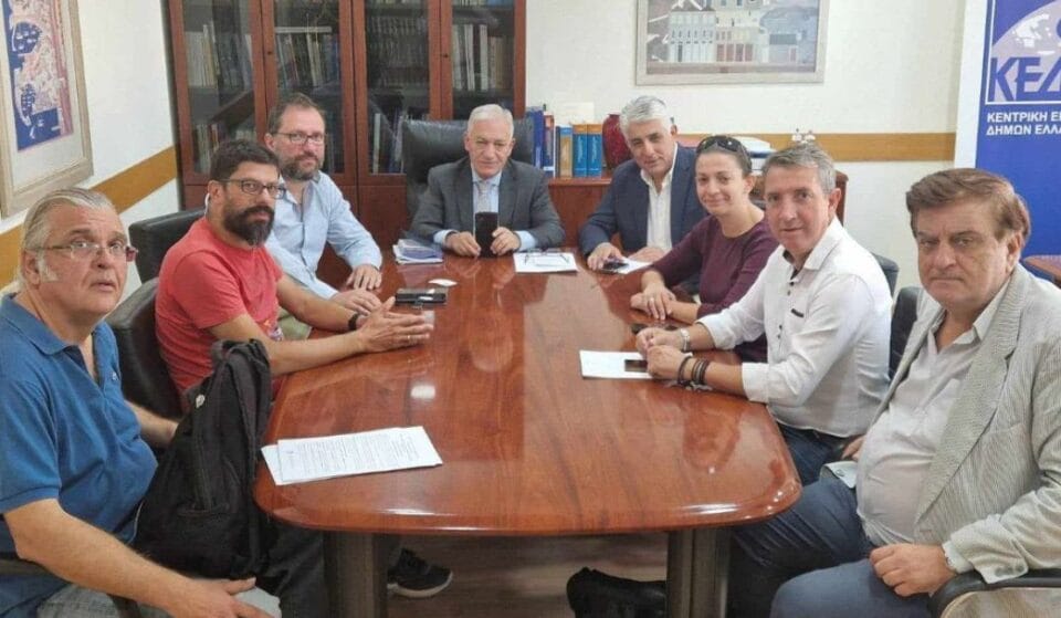 Διαδοχικές συναντήσεις του προέδρου ΚΕΔΕ Λ. Κυρίζογλου με ΑΔΕΔΥ και ΟΛΜΕ για το πρόβλημα στέγασης δημοσίων υπαλλήλων
