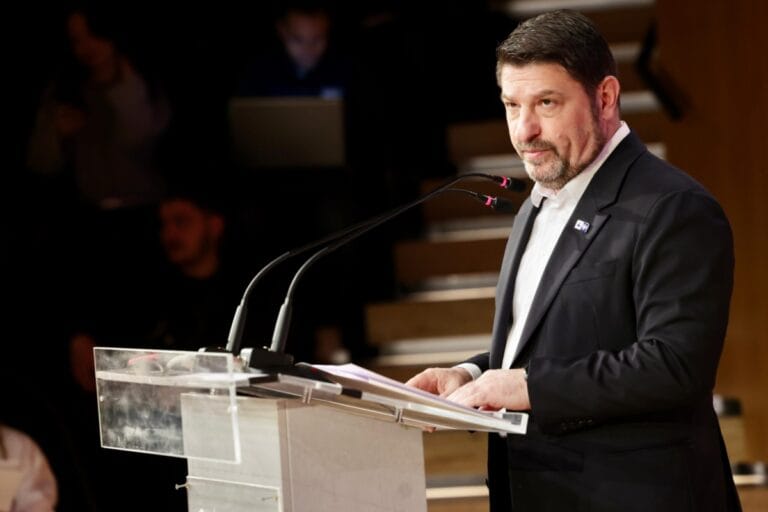 Νίκος Χαρδαλιάς: "Ευθύνη μας να θωρακίσουμε τα νέα παιδιά, για να κυνηγήσουν το δικό τους αύριο"