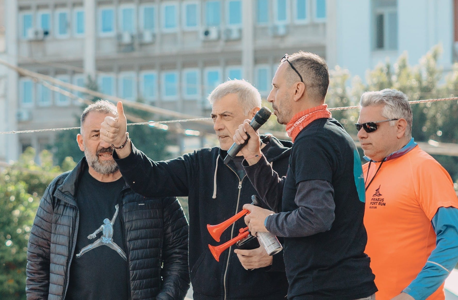 Γ.Μώραλης : "Πάνω από 3.000 δρομείς "πλημμύρισαν" τον Πειραιά"