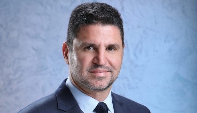 Γιάννης Μυλωνάκης : Ο δήμαρχος που αλλάζει την Αγ.Παρασκεύη