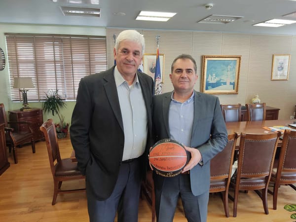 «Τάπα στη βία και το ρατσισμό» στη Καλαμάτα