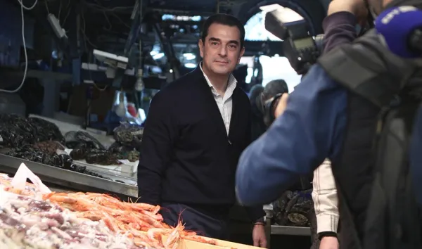 Αυτοψία Σκρέκα στη Βαρβάκειο για τα σαρακοστιανά: "Πολύ προσιτές και ανταγωνιστικές φέτος οι τιμές"