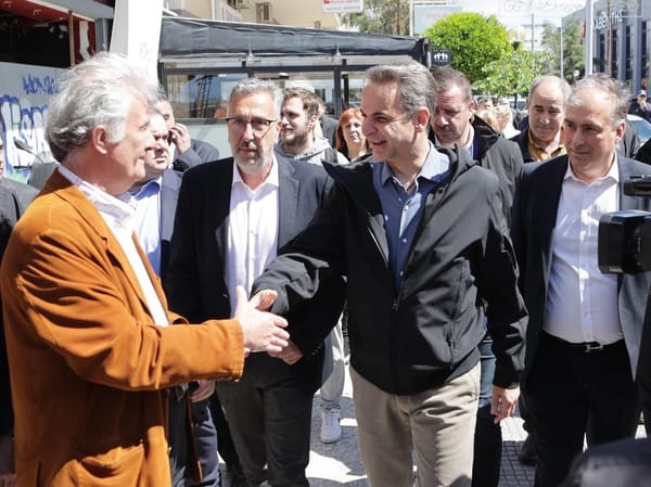 Στον Άγιο Δημήτριο με Μαμαλάκη και Τσιλίφη ο Κυριάκος Μητσοτάκης