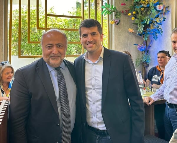 Συνάντηση του Β.Ξυπολυτά με τον  Δ.Τσιόδρα στην Κηφισιά