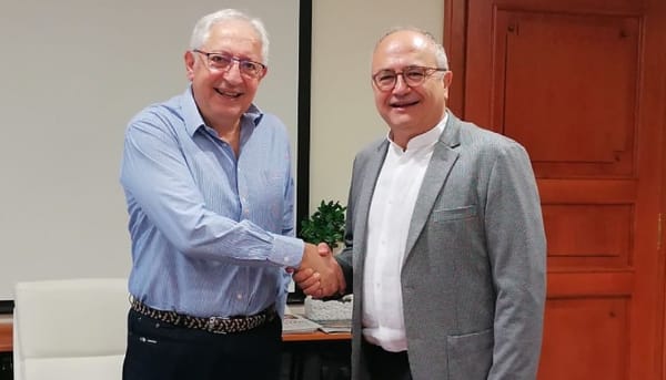 Συνάντηση εργασίας των Δημάρχων Θεόδωρου Αμπατζόγλου και Νίκου Μπάμπαλου