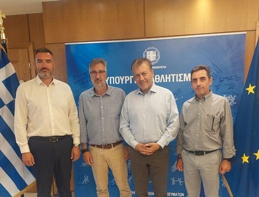 Συνάντηση του Δημάρχου Αγ. Δημητρίου κ. Μαμαλάκη με τον Αναπληρωτή Υπουργό Αθλητισμού κ. Βρούτση