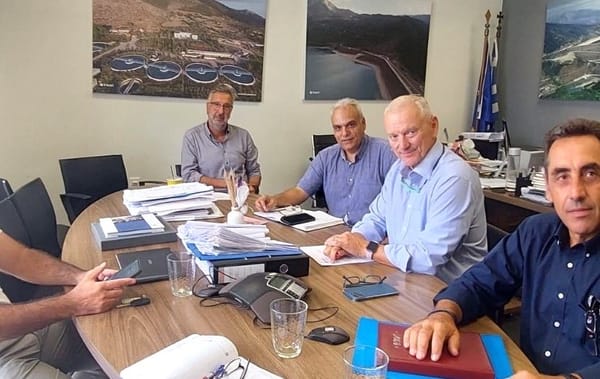 Συνάντηση Δημάρχου Αγίου Δημητρίου Στέλιου Μαμαλάκη με στελέχη της ΕΥΔΑΠ