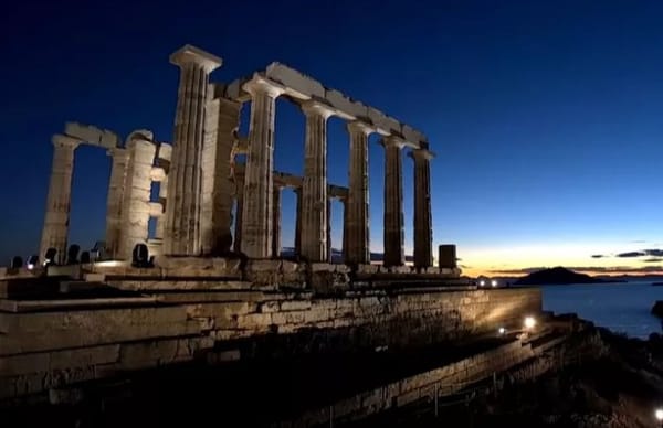 Ο Ναός του Ποσειδώνα φωτίστηκε όπως του αξίζει!