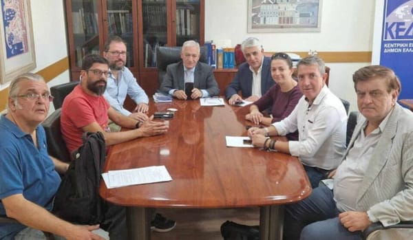Διαδοχικές συναντήσεις του προέδρου ΚΕΔΕ Λ. Κυρίζογλου με ΑΔΕΔΥ και ΟΛΜΕ για το πρόβλημα στέγασης δημοσίων υπαλλήλων