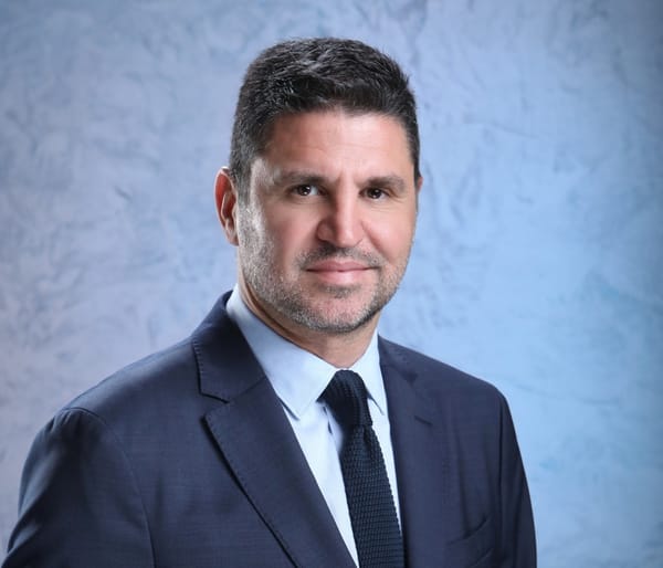 Μυλωνάκης : "Η Αγ.Παρασκευή  αγαπάει την Σαντορίνη και οι Σαντορινιοί αγαπάνε την Αγ.Παρασκευή"