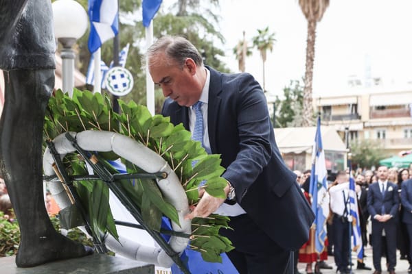 Δήμαρχος Δάφνης-Υμηττού Ν.Τσιλίφης : "Σήμερα καμαρώσαμε τα παιδιά μας"