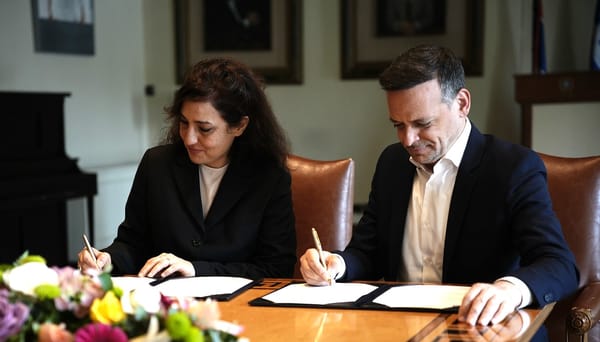 Χ. Δούκας : Ο Δήμος Αθηναίων και το Εθνικό Θέατρο υπέγραψαν Μνημόνιο Συνεργασίας