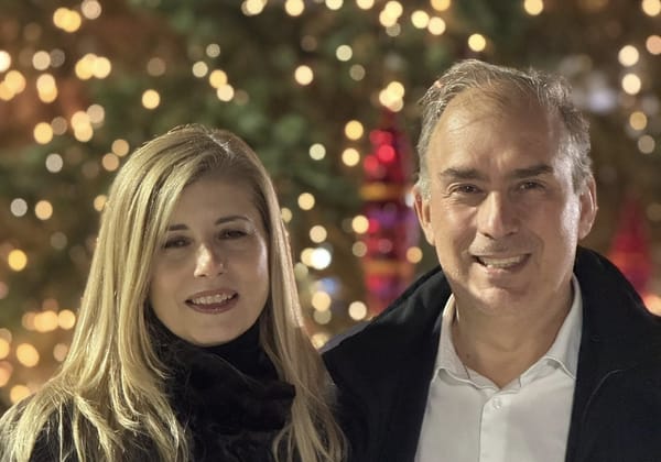 Τσιλίφης: "Στην Δάφνη φωταγωγήθηκε το Χριστουγεννιάτικο Δέντρο μας"