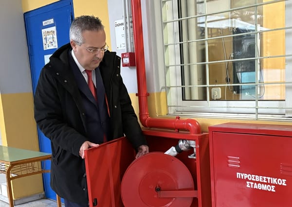 Αποστολόπουλος: Ολοκληρώθηκε το έργο πυροπροστασίας στα σχολεία του Δήμου Παπάγου-Χολαργού