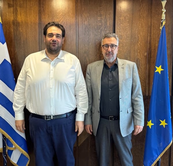 Συνάντηση του δημάρχου Αγ. Δημητρίου κ. Μαμαλάκη με τον Υπουργό Εσωτερικών κ.Λιβάνιο