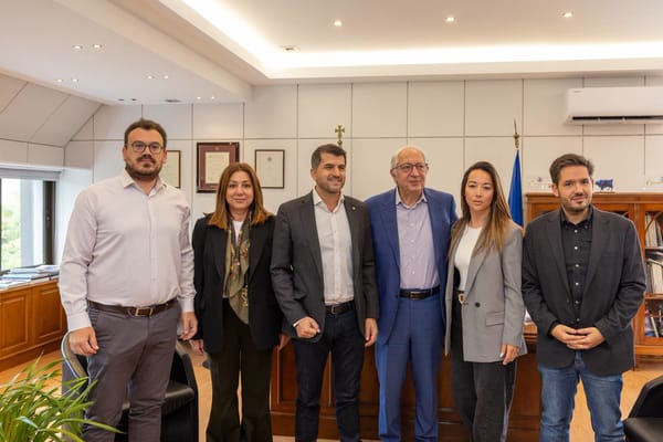 Αμπατζόλγου: Σύμβαση λειτουργίας  νέου Διαδημοτικού Κτηνιατρείου Αμαρουσίου–Κηφισιάς